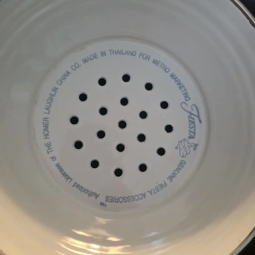 Vintage Fiesta Ware Large Colander Strainer Enamel Homer Laughlin in White